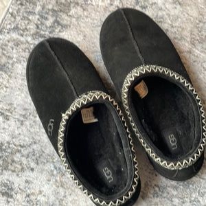 Mens UGG Tasman Slipper Black size 10